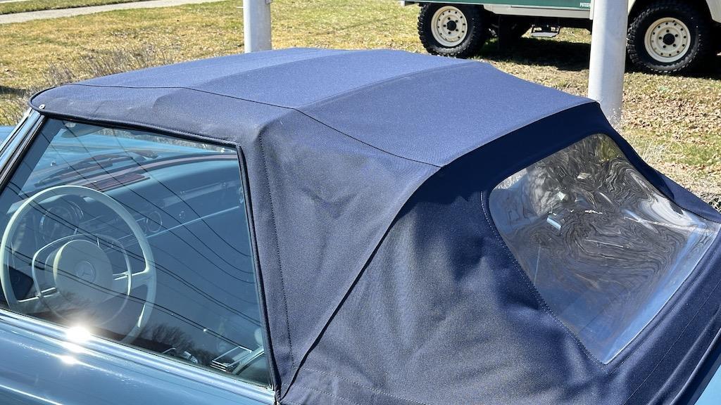 Mercedes-Benz-SL-Class-1971-Convertible-5