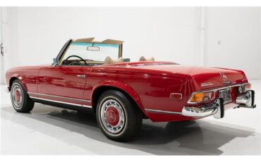 Mercedes-Benz-SL-Class-1971-Convertible-9