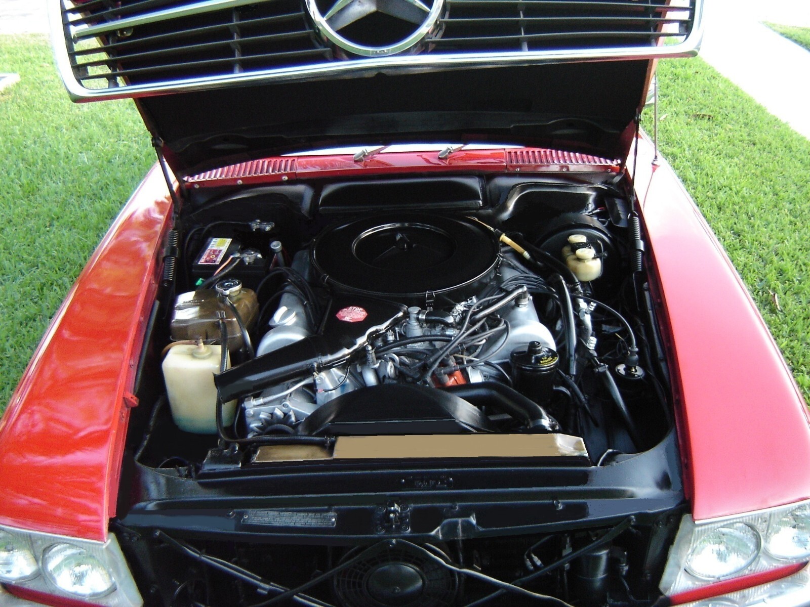 Mercedes-Benz-SL-Class-1972-Convertible-22