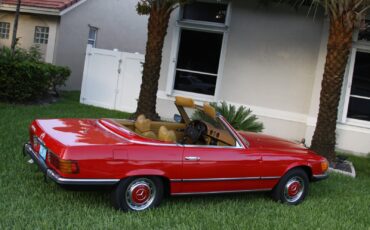 Mercedes-Benz-SL-Class-1972-Convertible-3