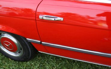 Mercedes-Benz-SL-Class-1972-Convertible-31