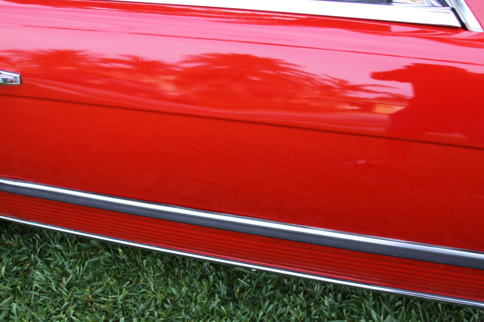 Mercedes-Benz-SL-Class-1972-Convertible-32