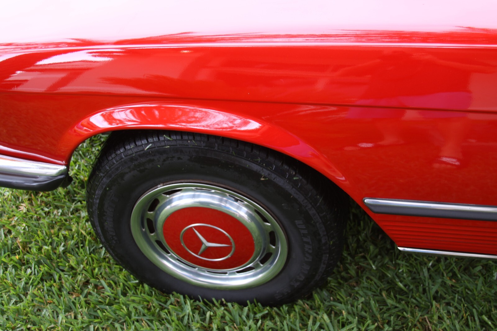 Mercedes-Benz-SL-Class-1972-Convertible-34