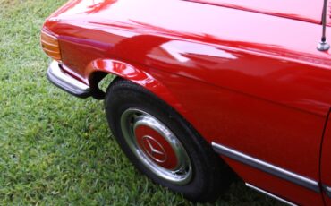 Mercedes-Benz-SL-Class-1972-Convertible-35