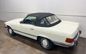 Mercedes-Benz-SL-Class-1973-Convertible-11
