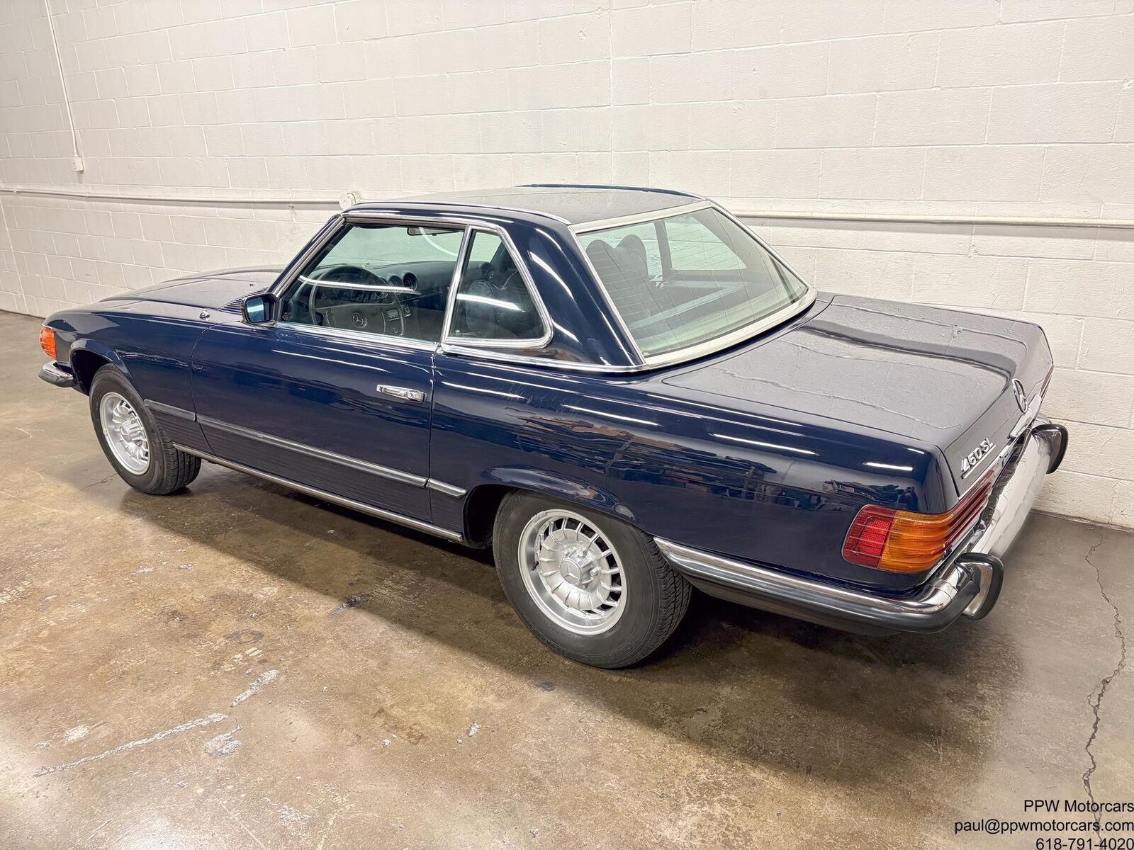 Mercedes-Benz-SL-Class-1973-Convertible-17