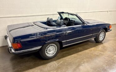 Mercedes-Benz-SL-Class-1973-Convertible-23