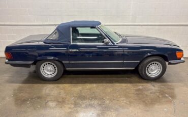 Mercedes-Benz-SL-Class-1973-Convertible-27
