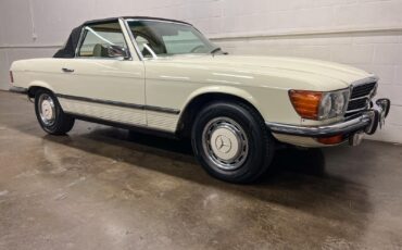 Mercedes-Benz-SL-Class-1973-Convertible-29