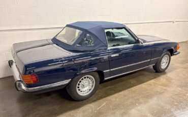 Mercedes-Benz-SL-Class-1973-Convertible-29