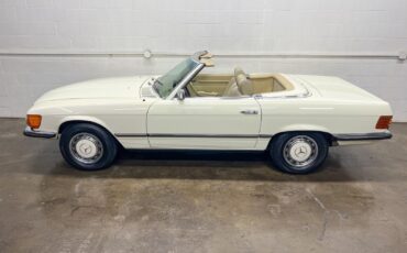 Mercedes-Benz-SL-Class-1973-Convertible-3