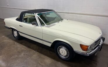 Mercedes-Benz-SL-Class-1973-Convertible-32