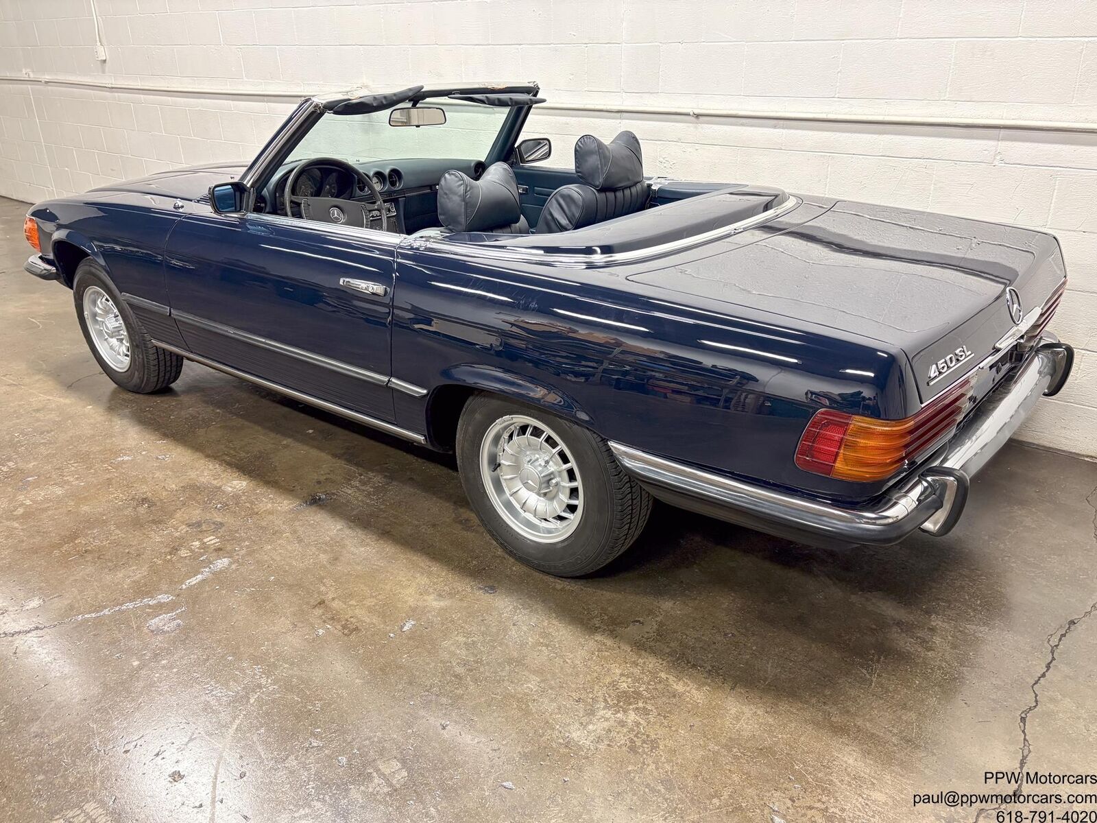 Mercedes-Benz-SL-Class-1973-Convertible-5