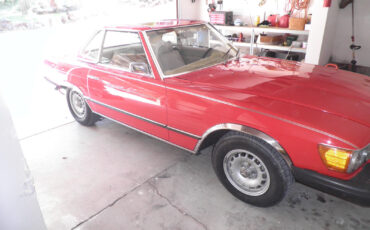 Mercedes-Benz-SL-Class-1974-Convertible-24