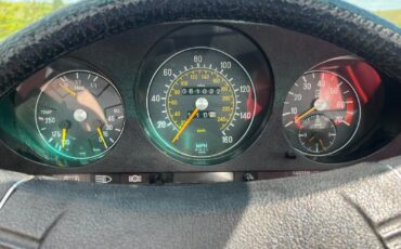 Mercedes-Benz-SL-Class-1975-Convertible-1