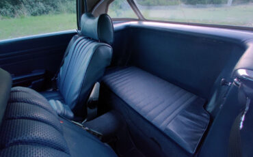 Mercedes-Benz-SL-Class-1975-Convertible-14