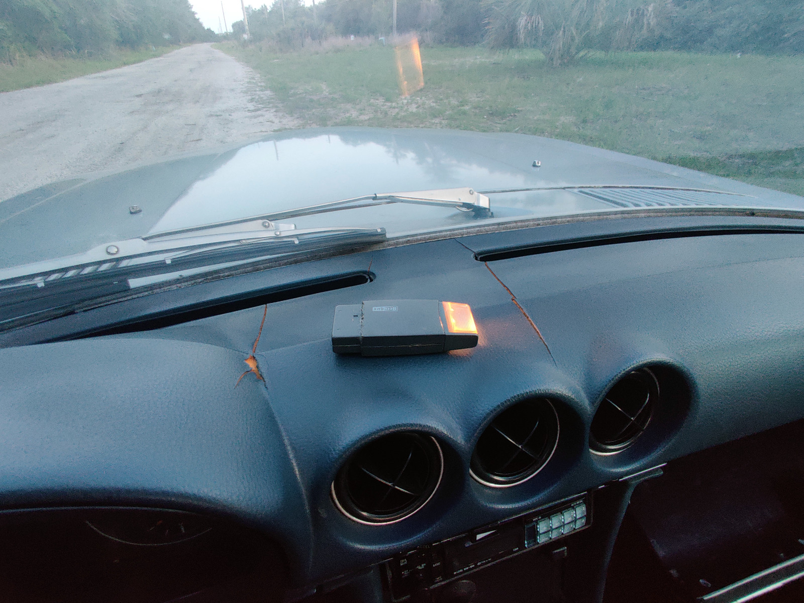 Mercedes-Benz-SL-Class-1975-Convertible-19