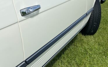 Mercedes-Benz-SL-Class-1975-Convertible-21
