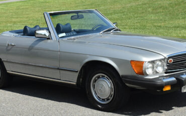 Mercedes-Benz-SL-Class-1976-Convertible-1