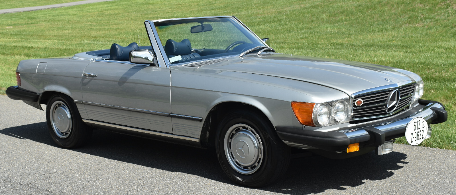 Mercedes-Benz-SL-Class-1976-Convertible-1