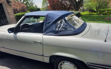 Mercedes-Benz-SL-Class-1976-Convertible-13