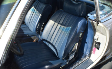 Mercedes-Benz-SL-Class-1976-Convertible-24