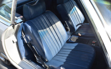 Mercedes-Benz-SL-Class-1976-Convertible-27