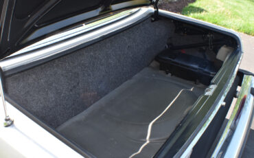 Mercedes-Benz-SL-Class-1976-Convertible-31
