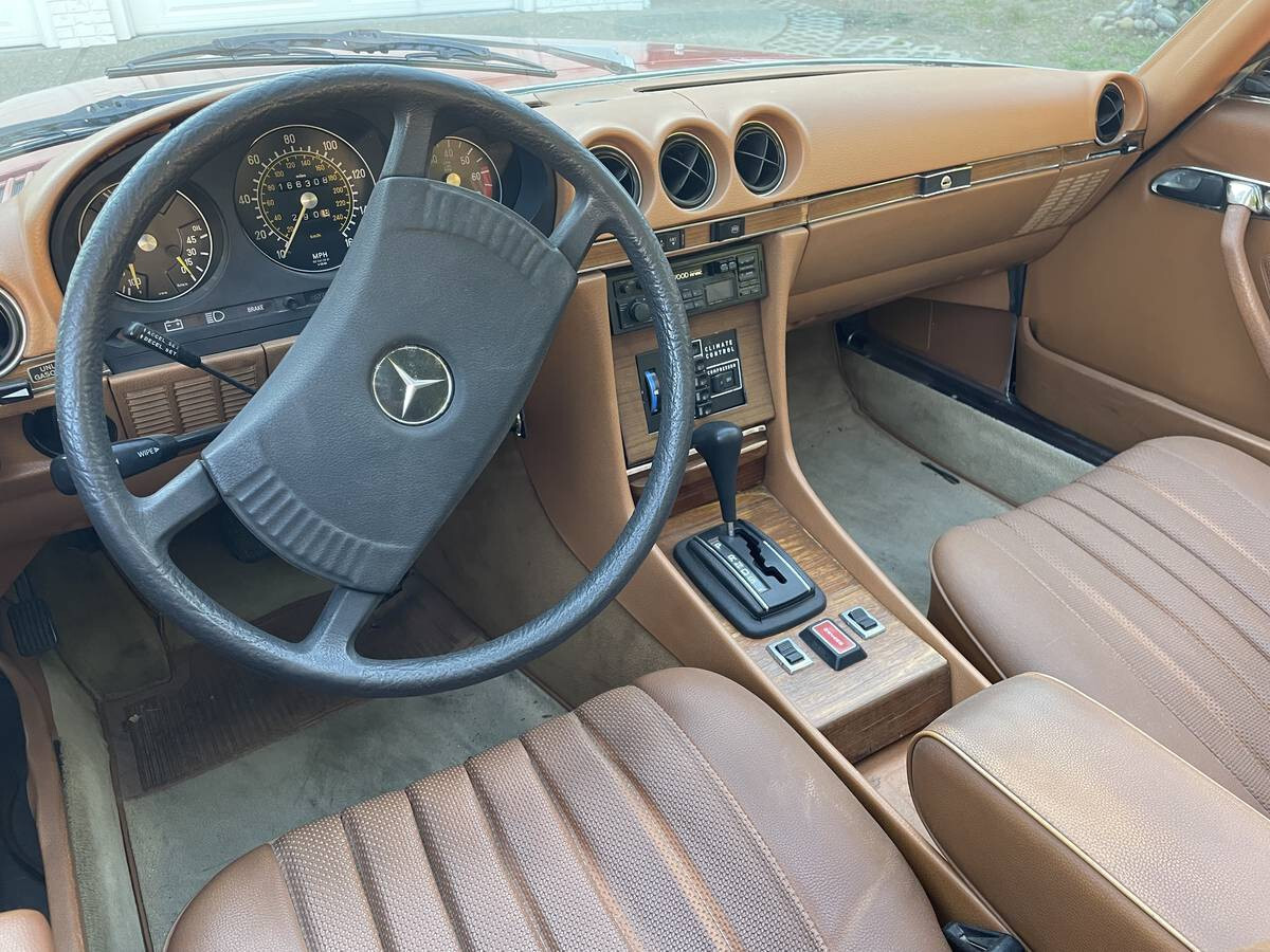 Mercedes-Benz-SL-Class-1978-Convertible-15