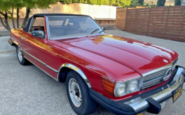 Mercedes-Benz-SL-Class-1978-Convertible-4
