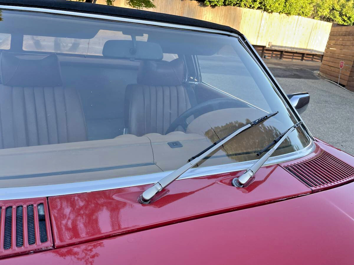 Mercedes-Benz-SL-Class-1978-Convertible-8