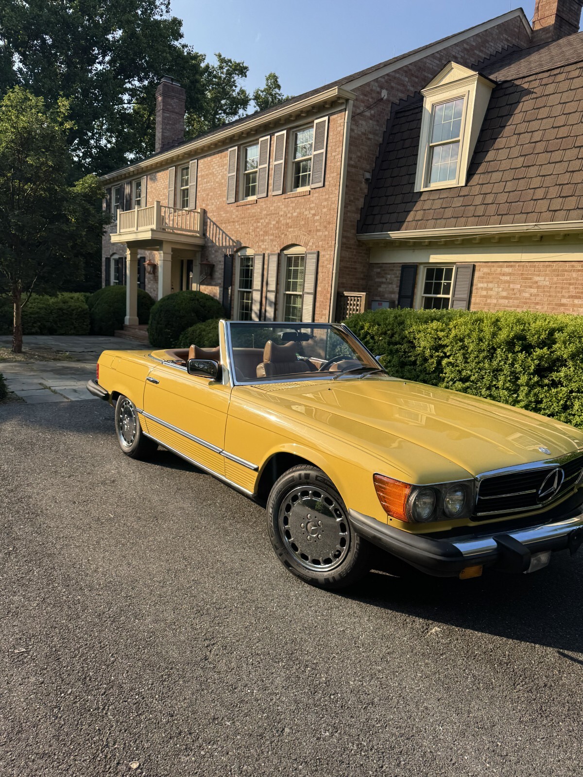 Mercedes-Benz-SL-Class-1979-Convertible-1