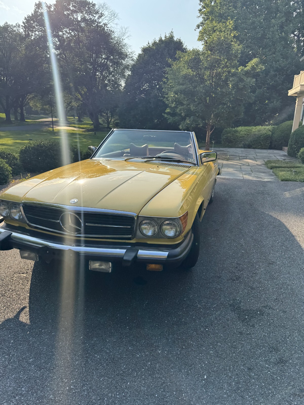 Mercedes-Benz-SL-Class-1979-Convertible-11