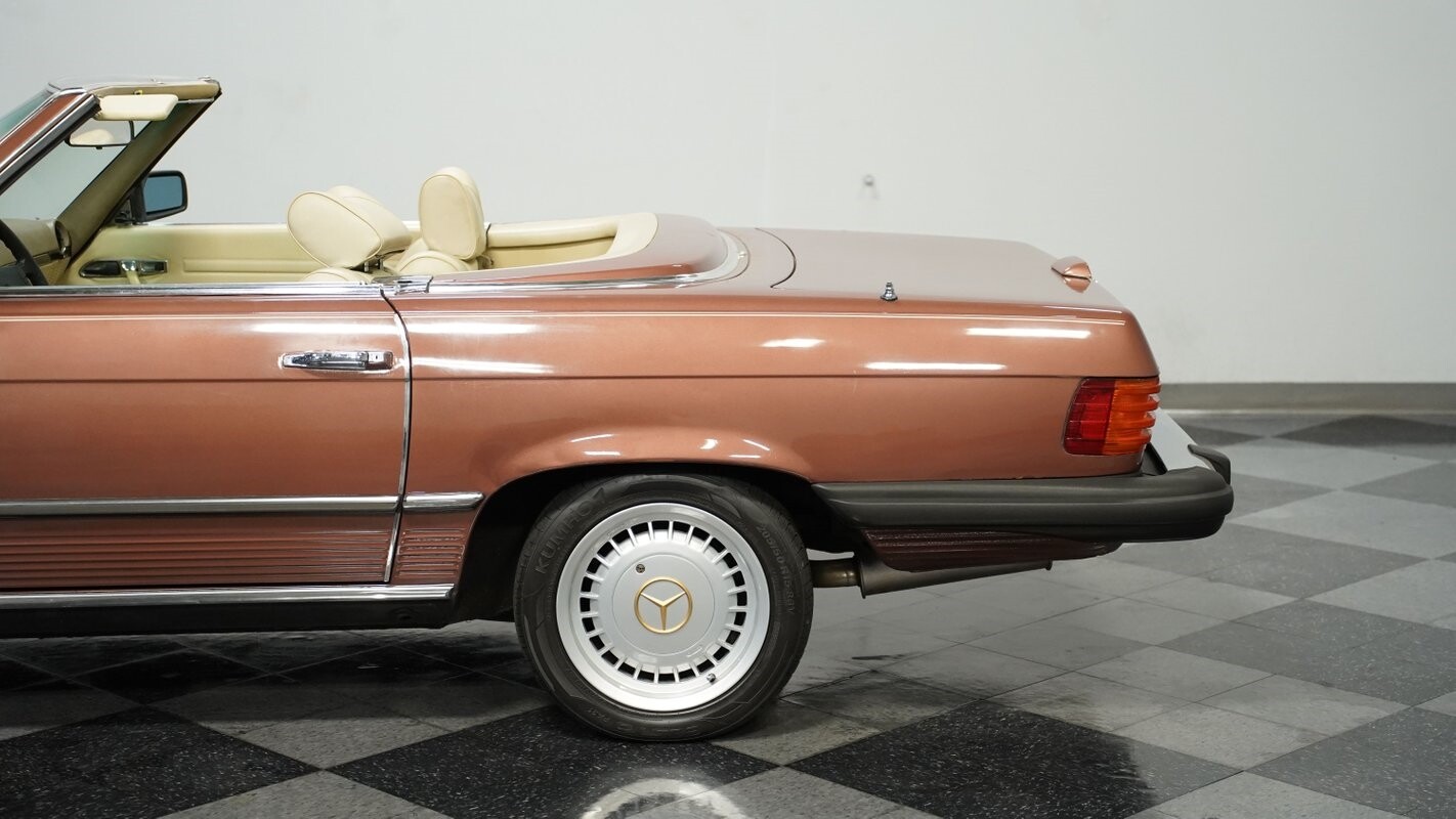 Mercedes-Benz-SL-Class-1979-Convertible-20