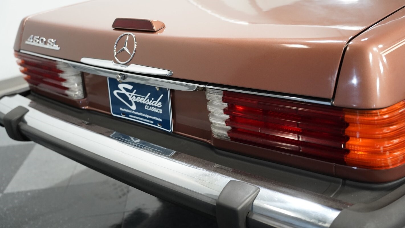 Mercedes-Benz-SL-Class-1979-Convertible-21