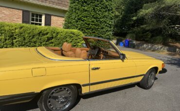 Mercedes-Benz-SL-Class-1979-Convertible-22