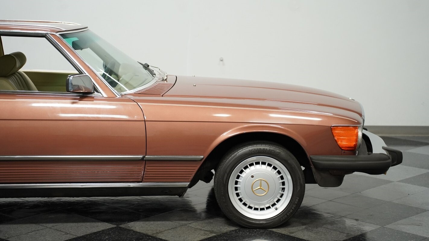 Mercedes-Benz-SL-Class-1979-Convertible-24
