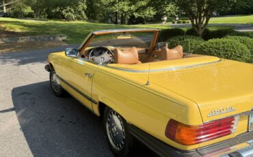 Mercedes-Benz-SL-Class-1979-Convertible-26