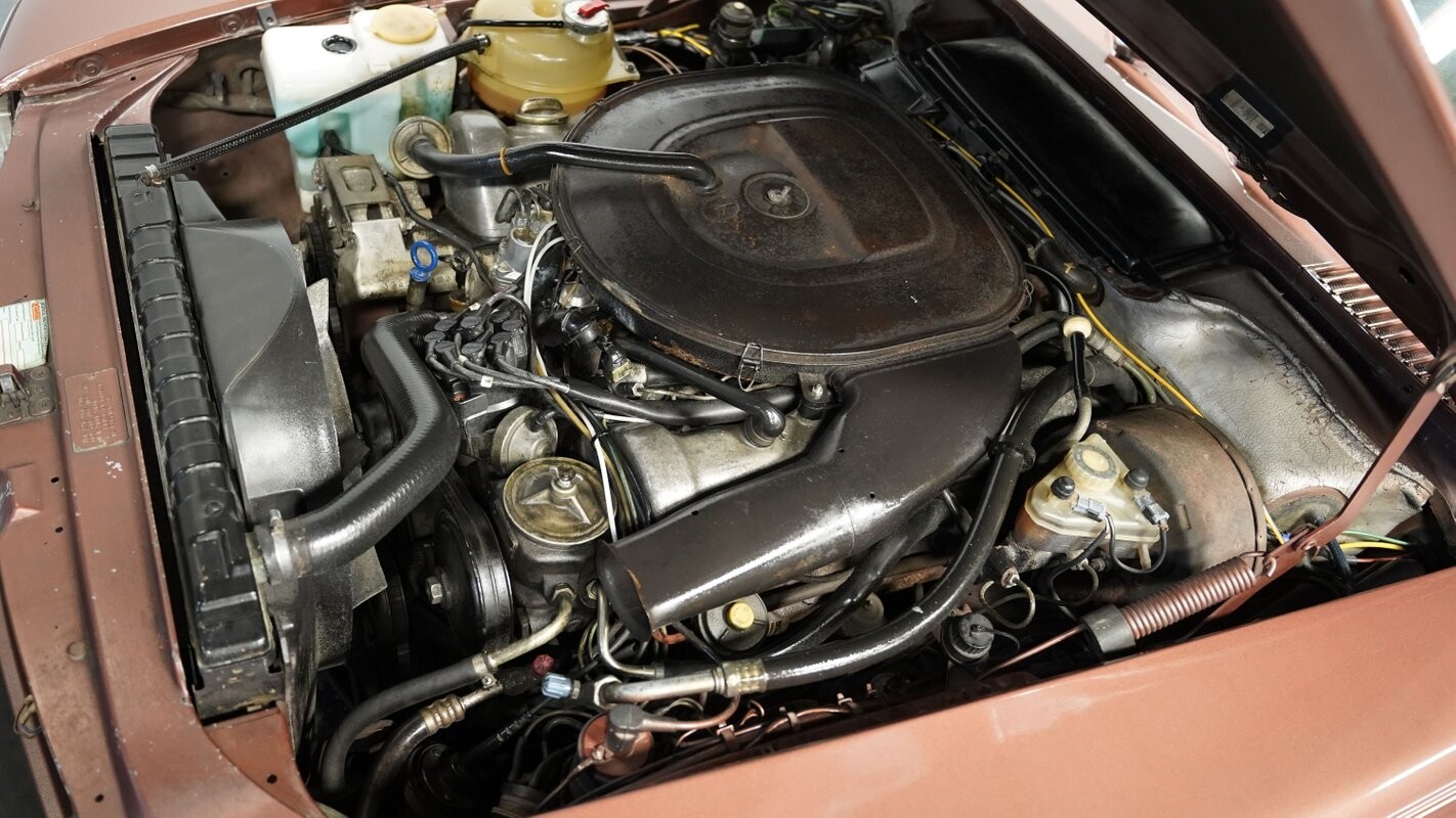 Mercedes-Benz-SL-Class-1979-Convertible-26