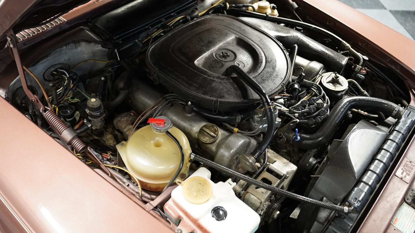 Mercedes-Benz-SL-Class-1979-Convertible-27