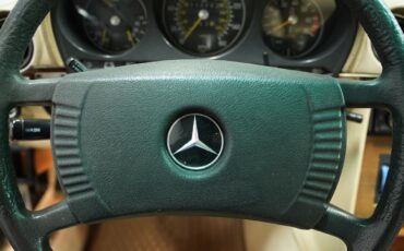 Mercedes-Benz-SL-Class-1979-Convertible-30
