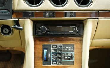 Mercedes-Benz-SL-Class-1979-Convertible-32