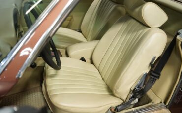 Mercedes-Benz-SL-Class-1979-Convertible-34
