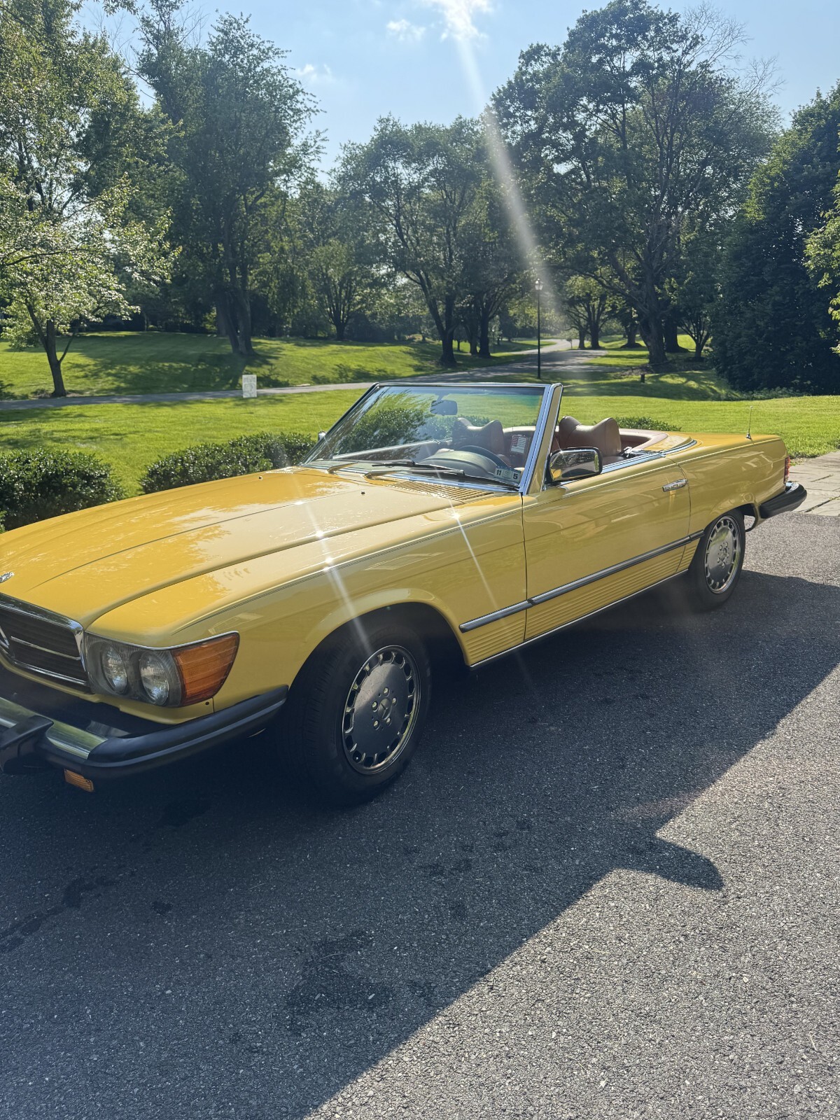 Mercedes-Benz-SL-Class-1979-Convertible-6