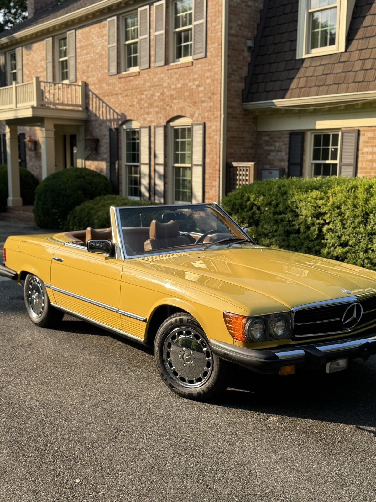Mercedes-Benz-SL-Class-1979-Convertible-7