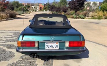 Mercedes-Benz-SL-Class-1980-Convertible-14