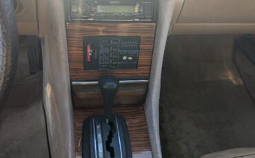 Mercedes-Benz-SL-Class-1980-Convertible-14