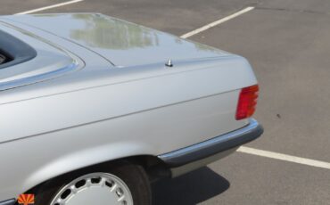 Mercedes-Benz-SL-Class-1980-Other-12