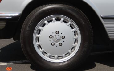 Mercedes-Benz-SL-Class-1980-Other-14