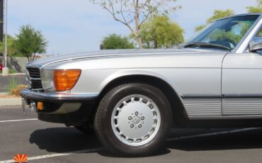 Mercedes-Benz-SL-Class-1980-Other-15